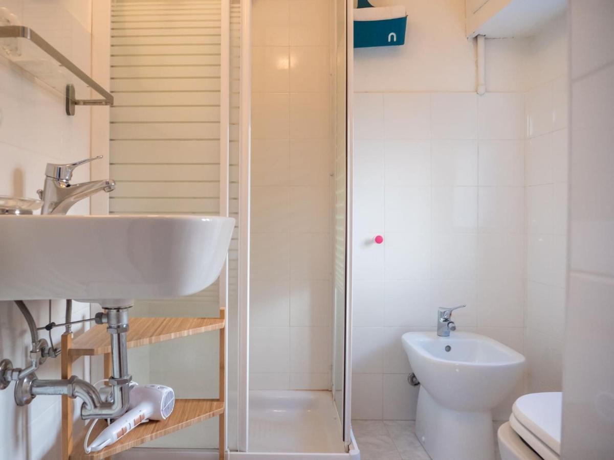 The Best Rent - Studio Nearby Sant'Agostino Metro Milan Bagian luar foto