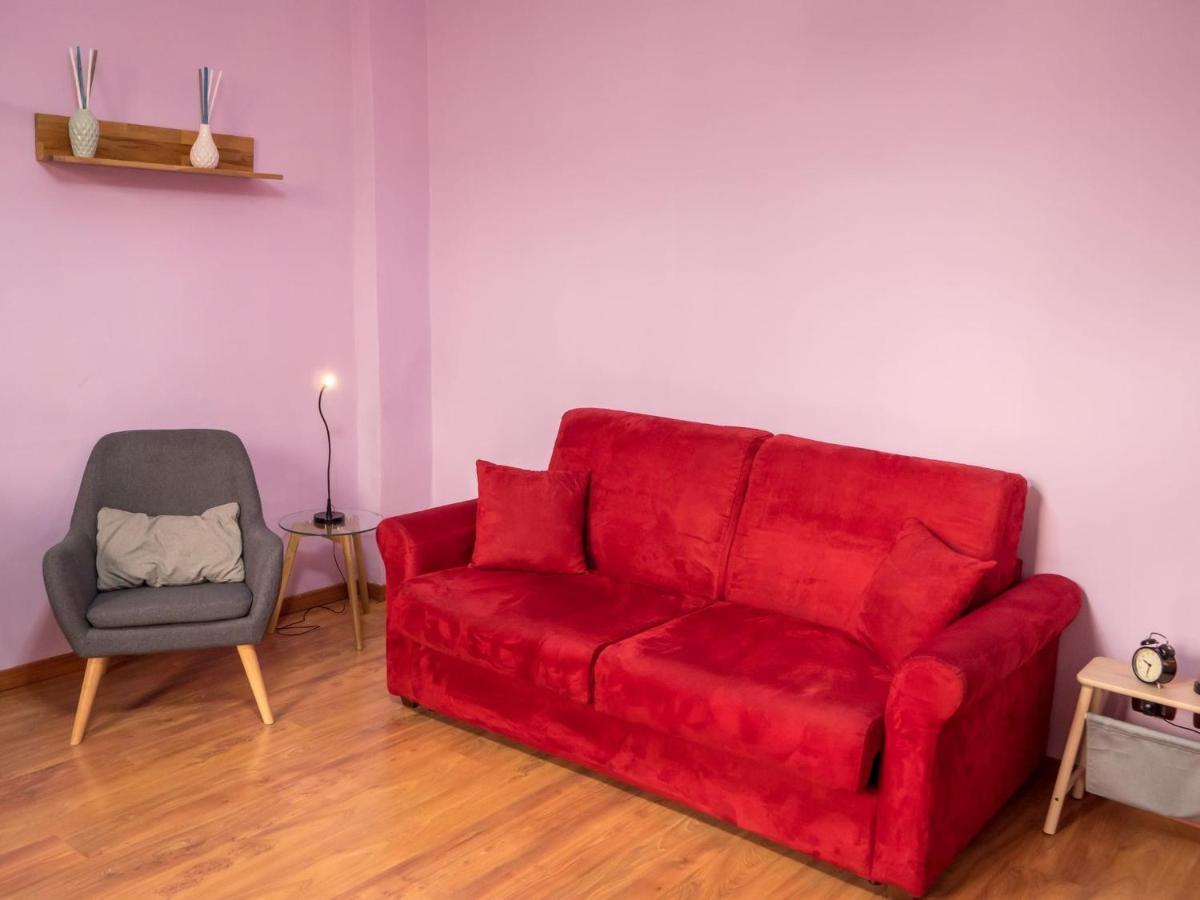 The Best Rent - Studio Nearby Sant'Agostino Metro Milan Bagian luar foto